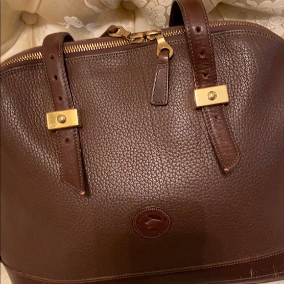 Hand Bag - Picture 2 of 6